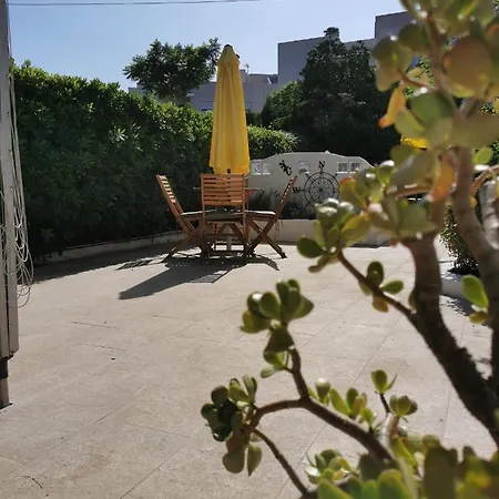 Villa Immaculate 3-bed In *