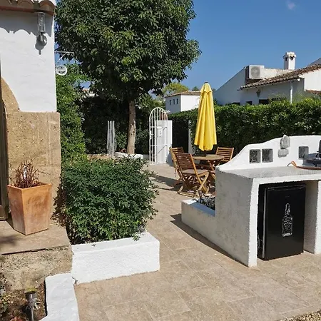 Immaculate 3-bed In Villa Jávea