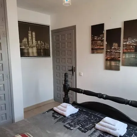 Immaculate 3-bed In Villa